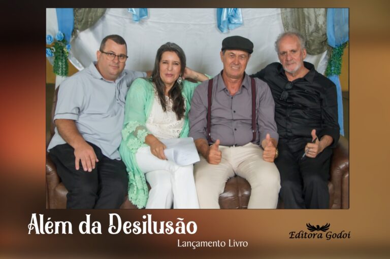 Lançamento do livro Além da Desilusão emociona Santo Antônio da Platina